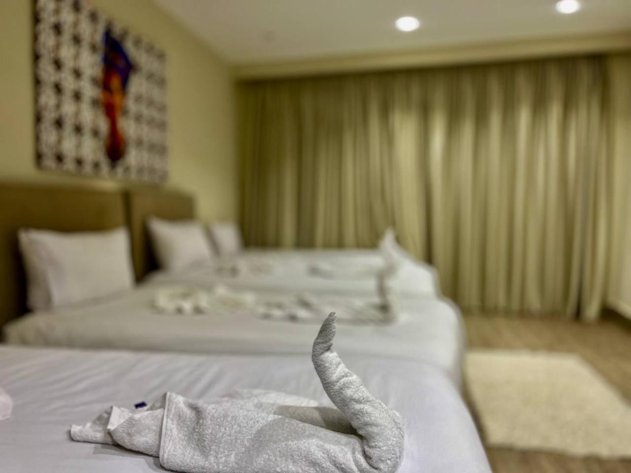 Majestic View Pyramids Inn Kafret el-Gabal エクステリア 写真